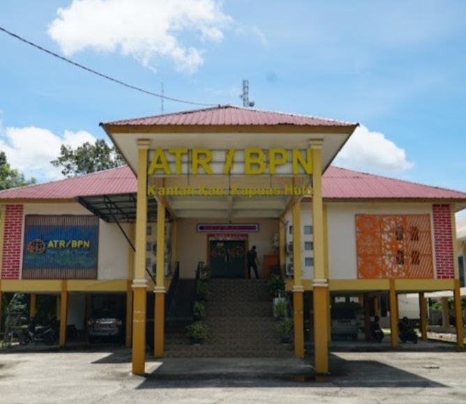 Kantor ATR/ BPN Kabupaten Kapuas Hulu. (Foto: Ishaq)