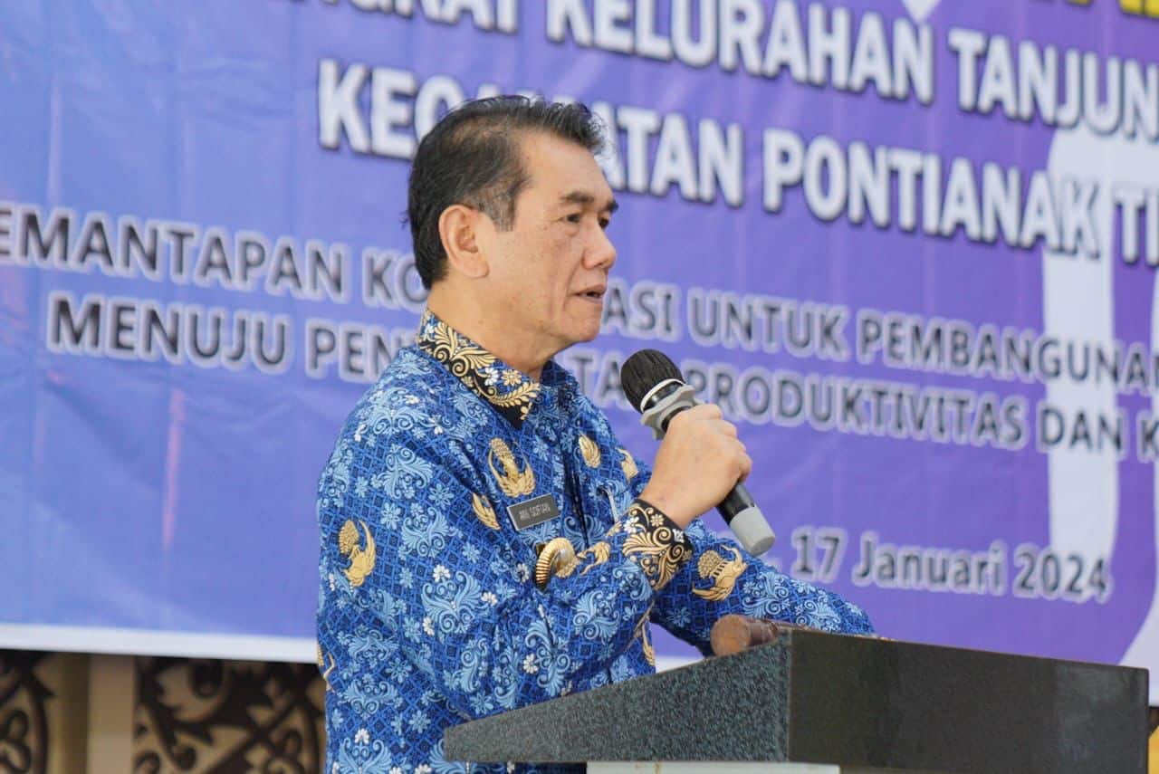 Pj Wali Kota Pontianak, Ani Sofian membuka Musrenbang RKPD Tingkat Kelurahan Tanjung Hulu Kecamatan Pontianak Timur. (Foto: Prokopim Pontianak)