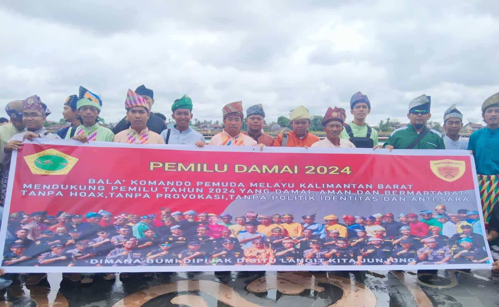 Bala Komando Pemuda Melayu Kalbar Gelar Deklarasi Damai Sukseskan Pemilu 2024 1