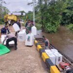 Distribusi Logistik Pemilu ke Jagoi Babang, Panitia Tempuh Jalur Darat dan Sungai 11