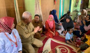 Harisson dan Windy Periksa Asupan Gizi Keluarga Stunting di Kampung Prajurit Putussibau Utara 9