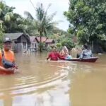 Curah Hujan Tinggi, 8 Kabupaten di Kalbar Terdampak Banjir 23