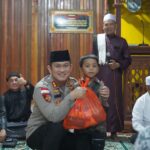 Kapolres dan Wakil Bupati Kapuas Hulu Safari Ramadhan di Desa Seluan 15