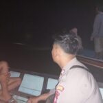 Pria Paruh Baya Dikabarkan Tenggelam, Polisi dan Masyarakat Batu Dulang Sibuk Susuri Sungai Kapuas 18