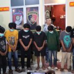 Enam Bocah Ingusan Bersenjata Tajam Ditangkap Polisi Usai Serang Kafe di Pontianak, Terancam 10 Tahun Penjara 15