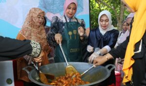 Windy Masak Porsi Besar Menu Berbuka di Peluncuran Anugerah Desa Wisata 2024 7