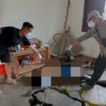 Mayat Pria Ditemukan Membusuk di Pondok PT Belian Mill Kecamatan Semitau 12