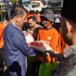 Jelang Idul Fitri, Pemkot Salurkan Cadangan Beras ke Warga Rusunawa dan PHL Kebersihan 11