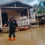 Pemkab Kayong Utara Lakukan Ground Check Banjir di Dusun Jelutong Simpang Hilir 32