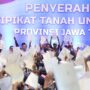 Presiden Jokowi Serahkan Sertipikat Tanah untuk Masyarakat Banyuwangi